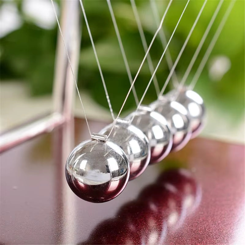Physical Science Toy Newton Balance Pendulum Ball Collision Energy Conservation Law Ball Office Desktop Decoration Holiday Gift